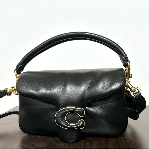 Coach Pillow Tabby 18 - Picture 1 of 4